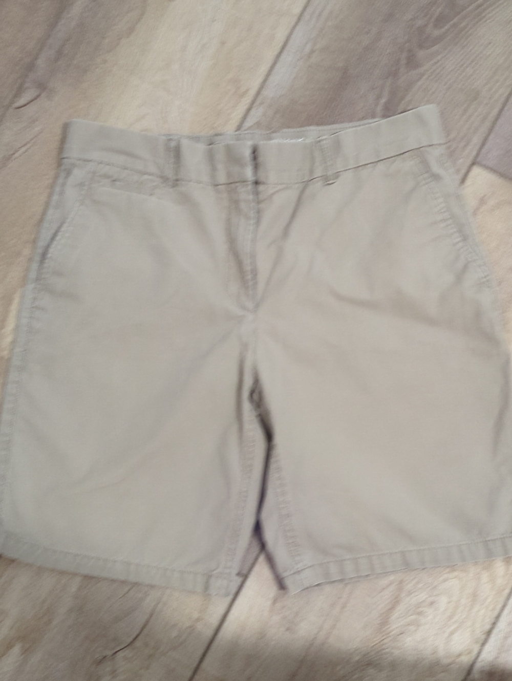 Gap Boyfriend Roll Up Khaki Shorts